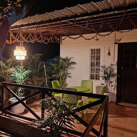 Shobhayan Inn, Airport Railway Station Pickup Free Ayodhya Экстерьер фото