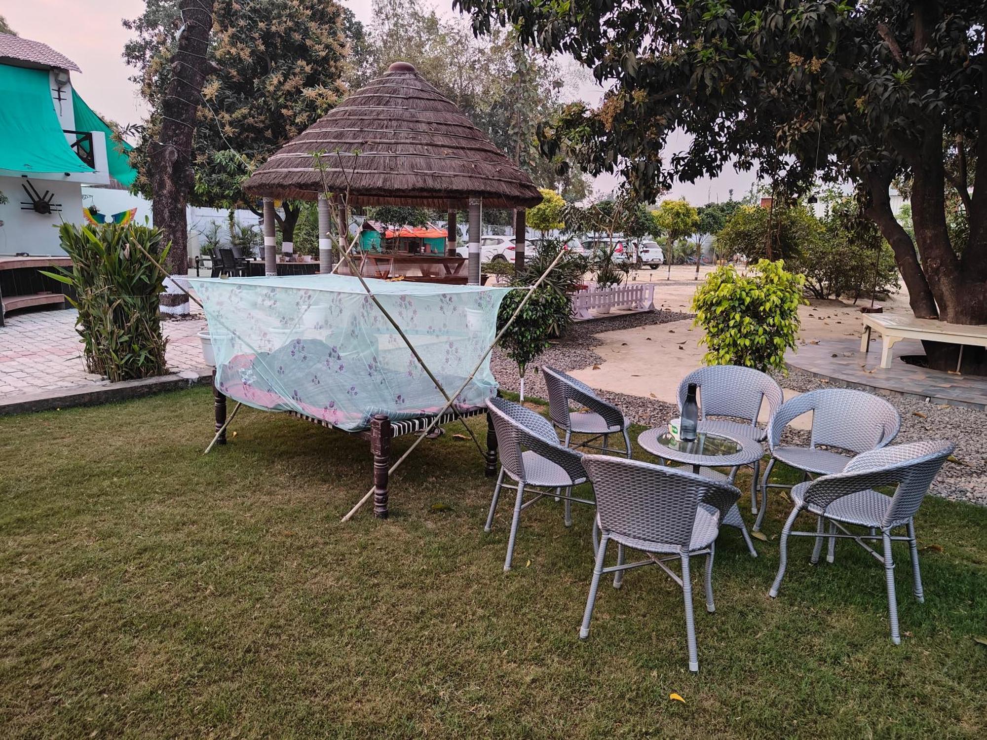 Shobhayan Inn, Airport Railway Station Pickup Free Ayodhya Экстерьер фото