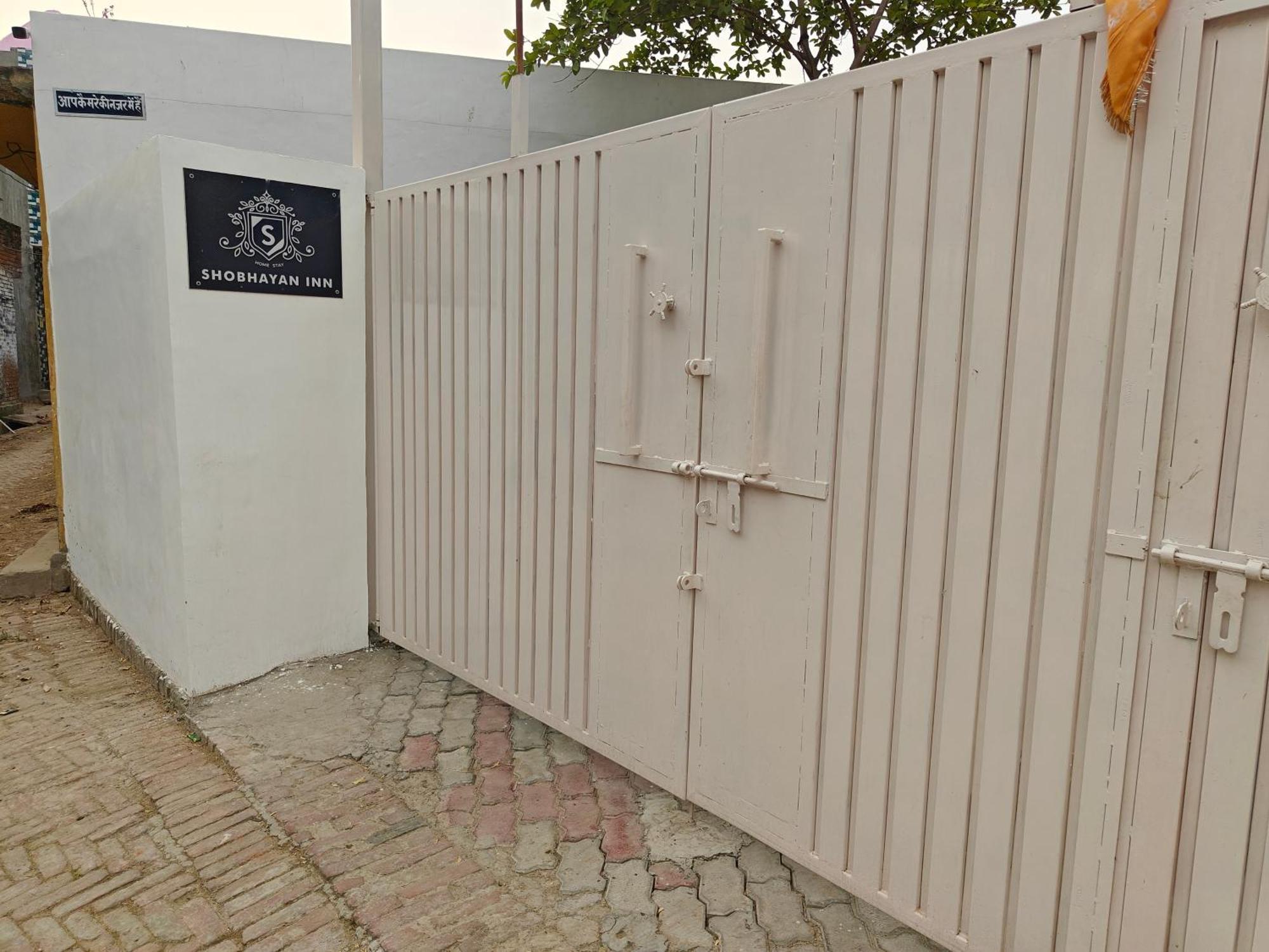 Shobhayan Inn, Airport Railway Station Pickup Free Ayodhya Экстерьер фото