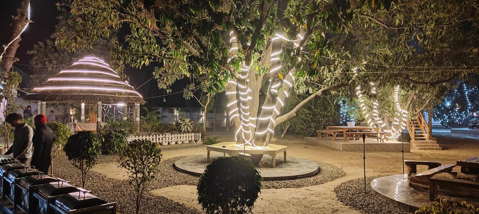 Shobhayan Inn, Airport Railway Station Pickup Free Ayodhya Экстерьер фото